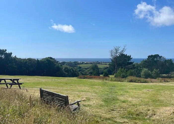 Spacious 2 Bedroom Holiday Cottage Nr Bude